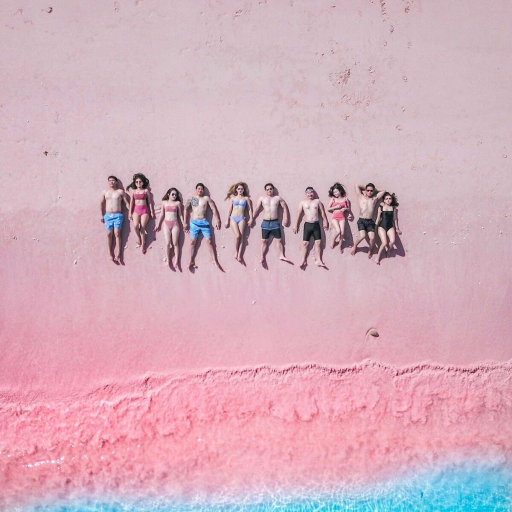 Pink sand and turquoise water at Pink Beach, Komodo